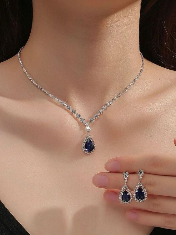blue and silver colour nacklace and earings set…